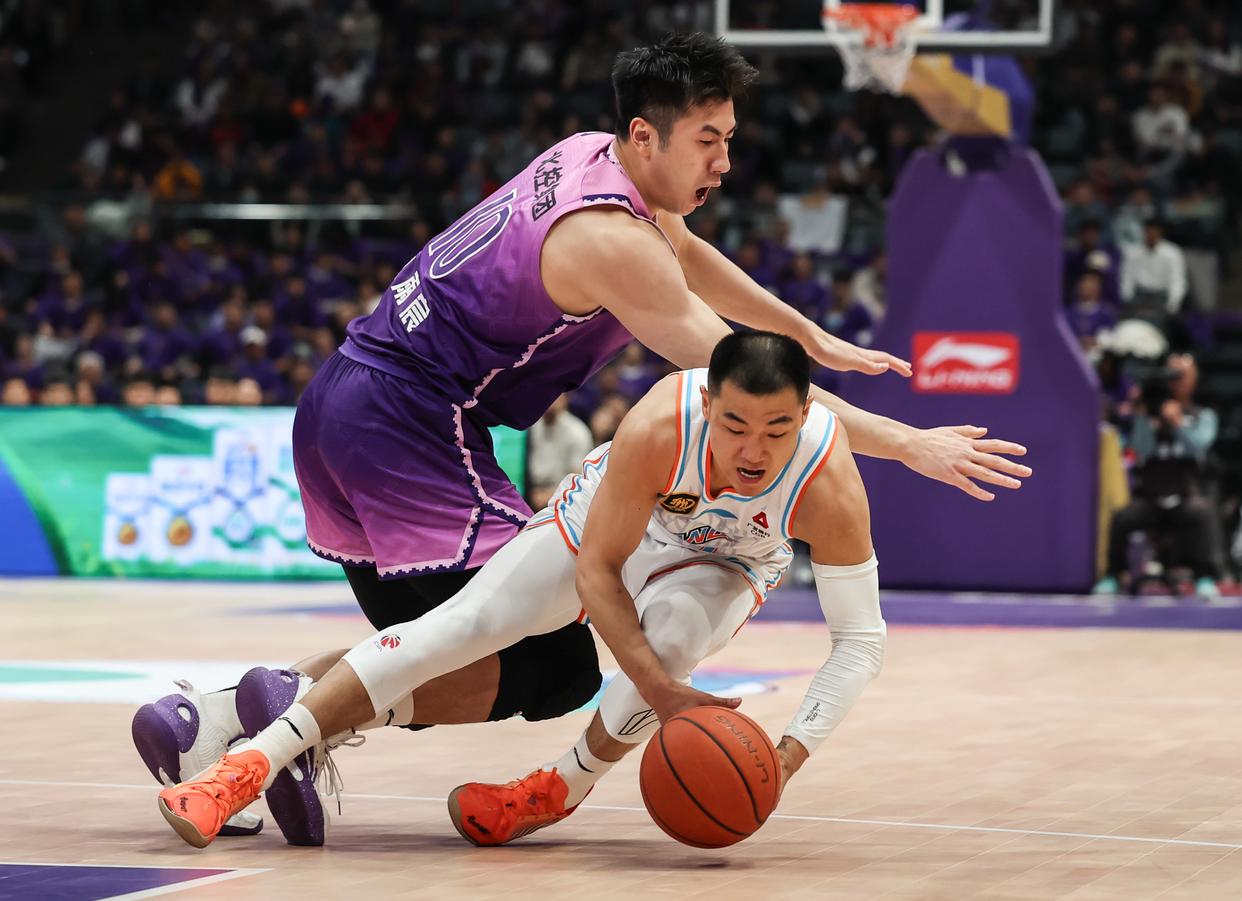 关于山东泰山发布备战花絮，今晚门线救险，CBA季后赛任务艰巨，高层口径保持一致的信息-欧博体育平台